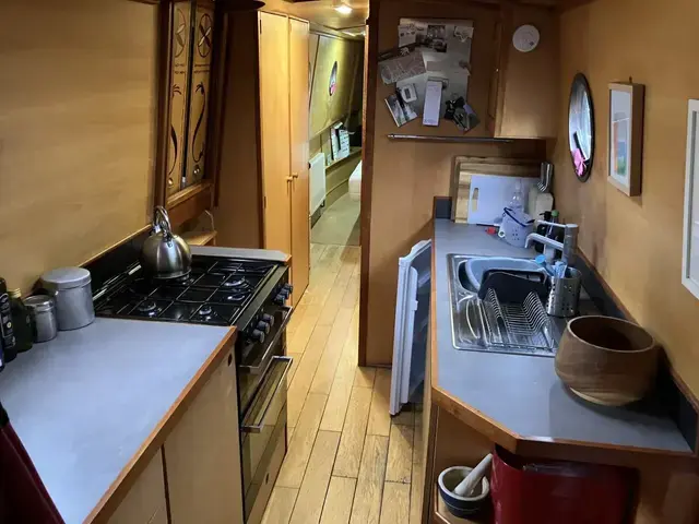 Stenson Narrowboat