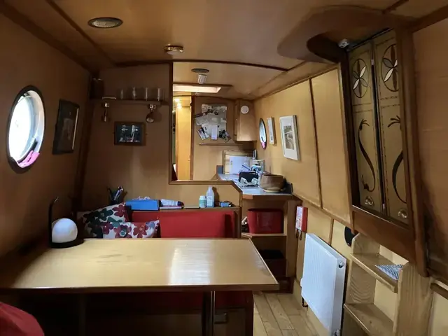 Stenson Narrowboat