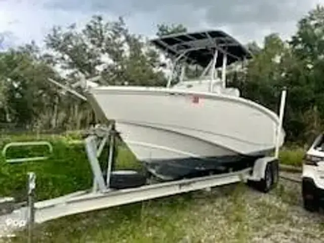 Boston Whaler 240 Outrage for sale in United States of America for $45,000 (€42,446)