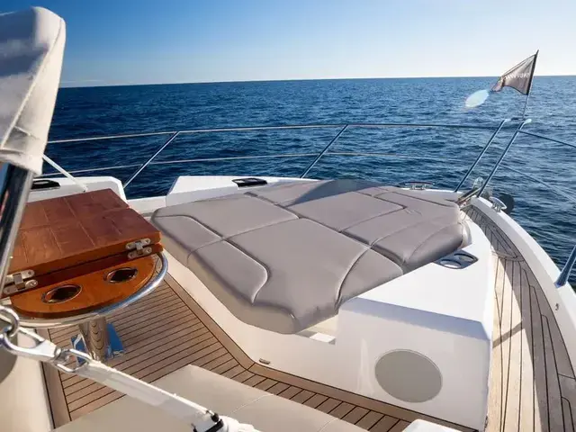 Sunseeker Manhattan 68