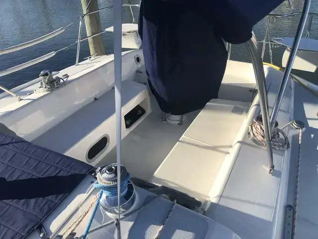 Catalina 320