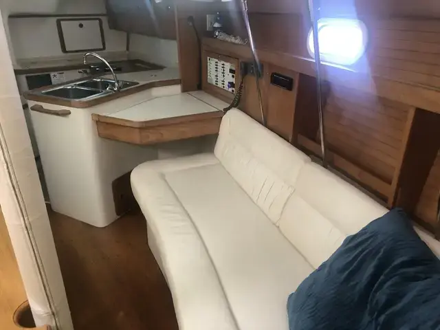 Catalina 320