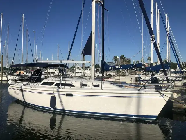 Catalina 320