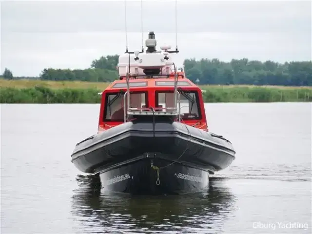 BLUE SPIRIT 10.20 - Cabin Workboat - MCA day night