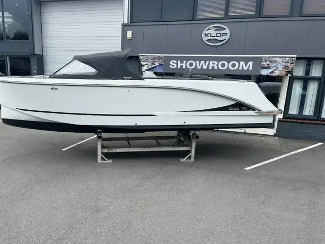 Maxima Boats 740 Tender met Honda 150 pk showaanbieding