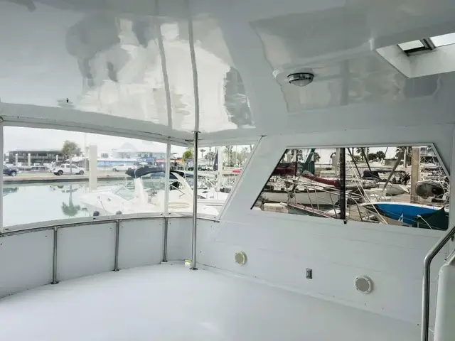 Hatteras Sport Deck Motor Yacht