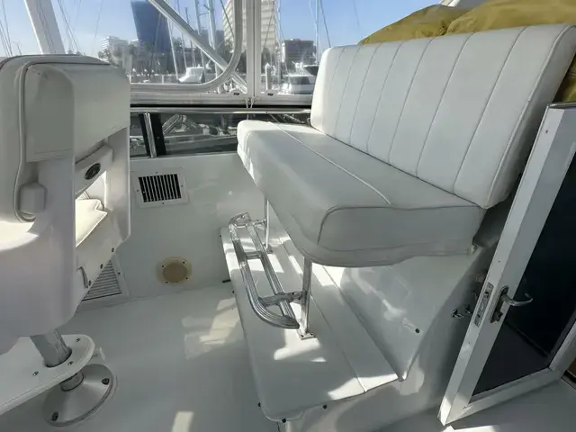 Hatteras Sport Deck Motor Yacht