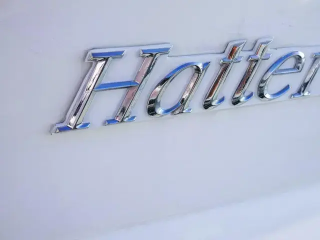 Hatteras 62 Cockpit Motor Yatch