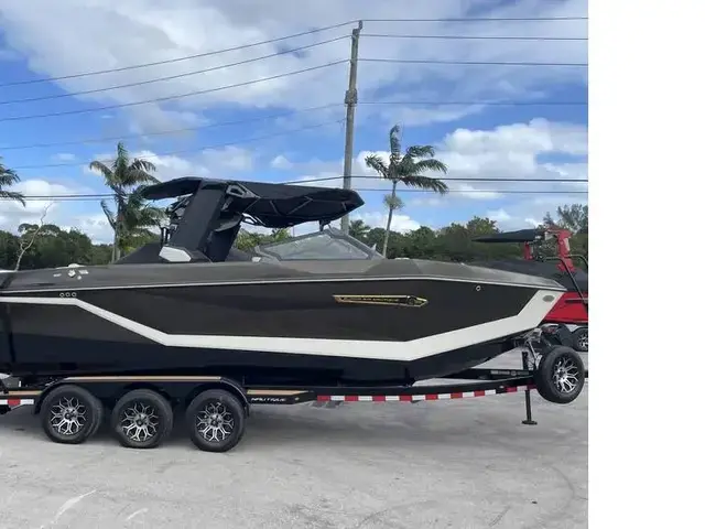 Nautique G25