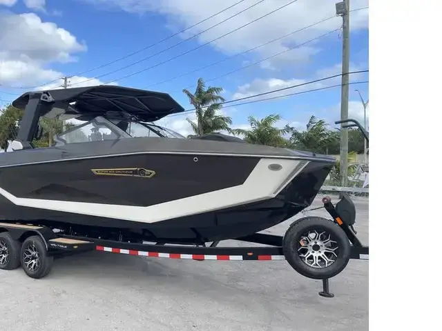 Nautique G25