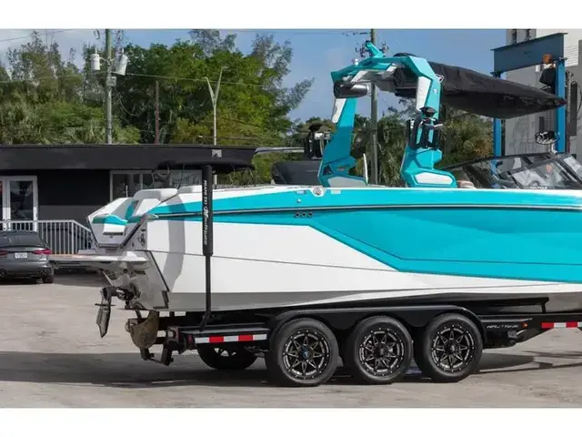 Nautique G25