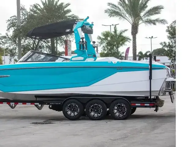 Nautique G25