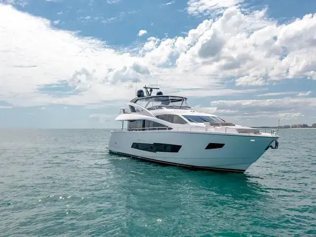 Sunseeker 86 Yacht