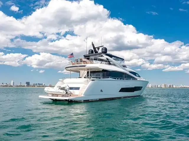 Sunseeker 86 Yacht