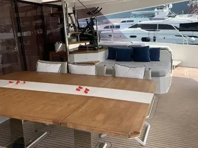 Fountaine Pajot Power 67