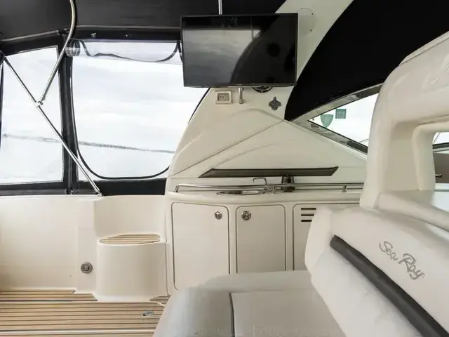 Sea Ray 420 Sundancer