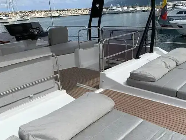 Fountaine Pajot Power 67