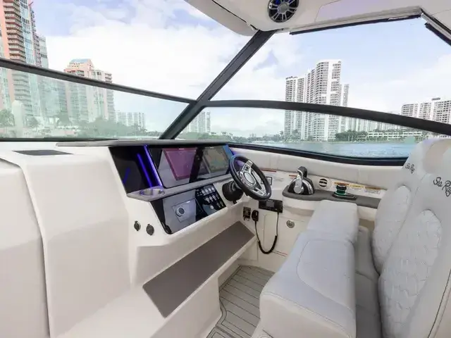 Sea Ray 320 Sundancer