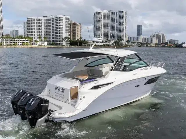 Sea Ray 320 Sundancer