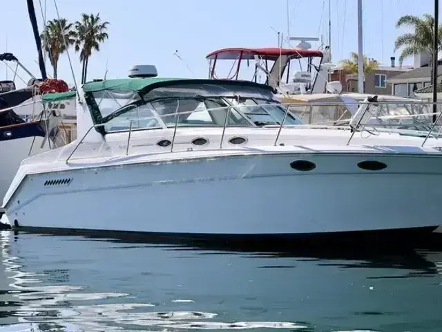 Sea Ray 370