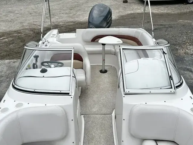 Hurricane 237 Sundeck