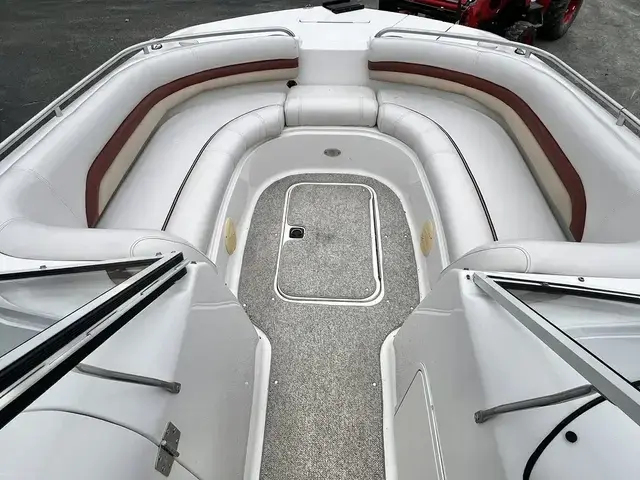 Hurricane 237 Sundeck