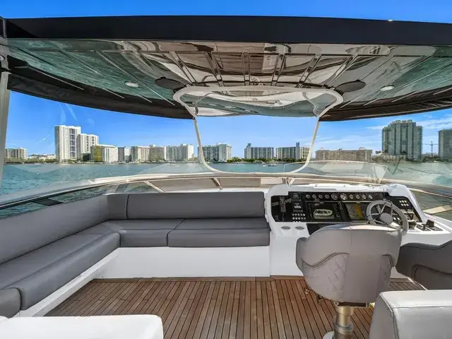 Sunseeker 86 Yacht