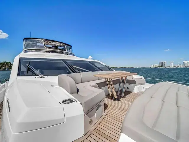 Sunseeker 86 Yacht