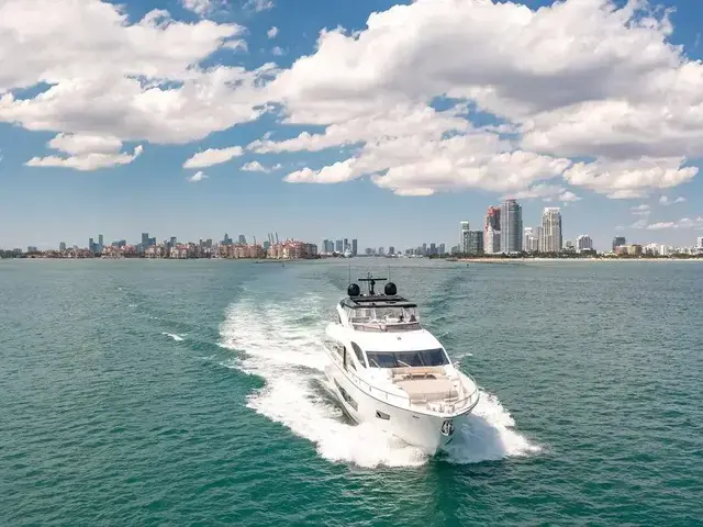 Sunseeker 86 Yacht