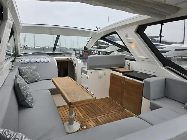 Sealine SC35