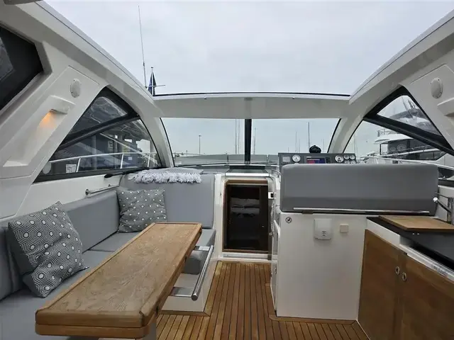 Sealine SC35