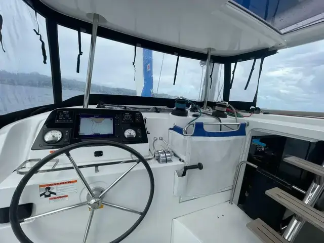 Lagoon 42