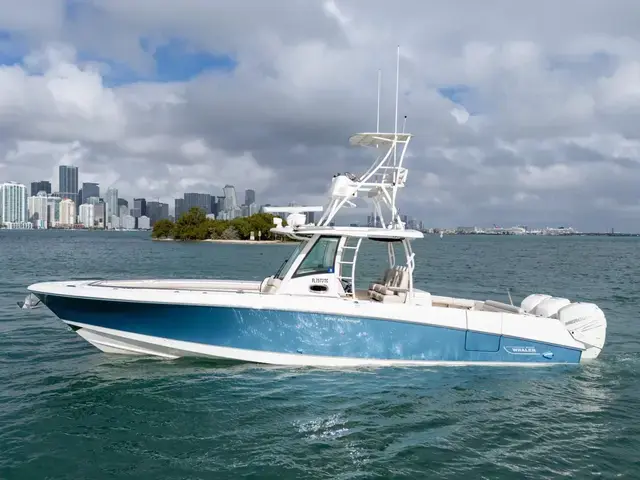 Boston Whaler 350 Outrage