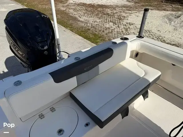 Robalo 222 Explorer