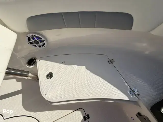 Robalo 222 Explorer