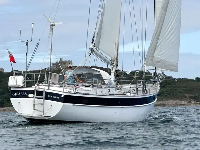 Hallberg Rassy 49