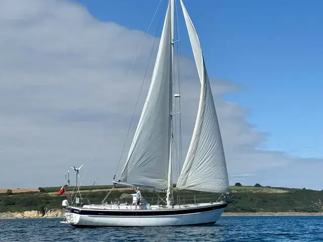 Hallberg Rassy 49