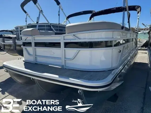 Bennington Pontoons 21SLSE