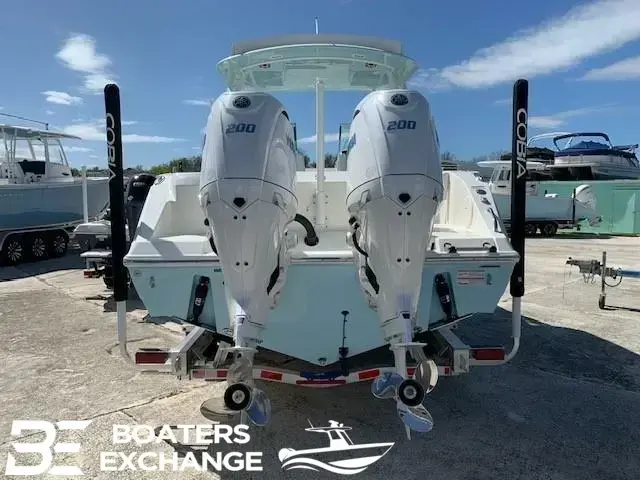 Cobia 280 Dual Console