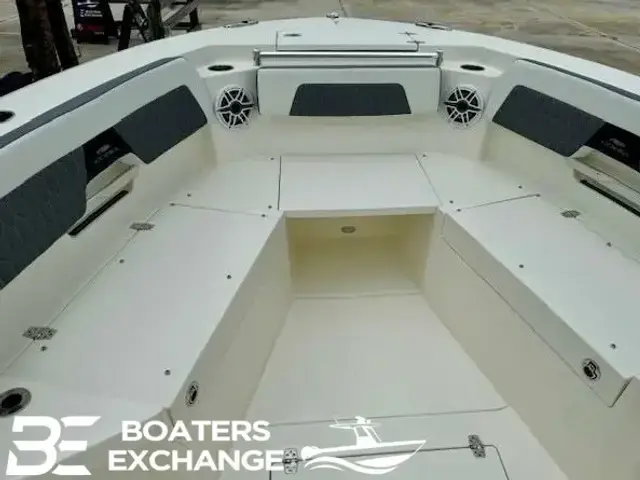 Cobia 265 Center Console