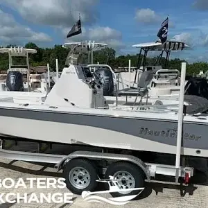 2023 Nauticstar 227XTS