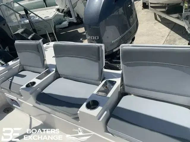 Nauticstar 227XTS