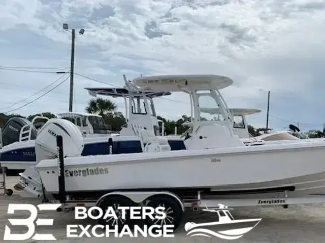 Everglades Boats 243 CC