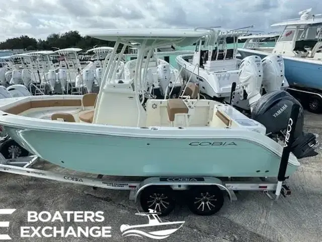 Cobia 220 Center Console