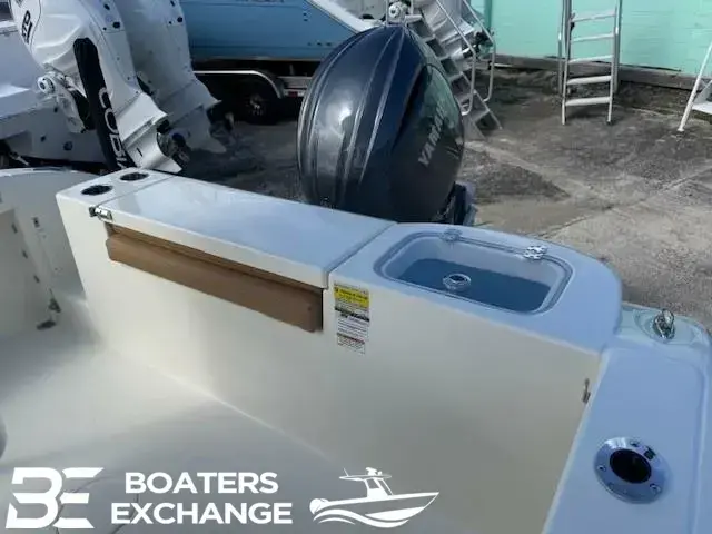 Cobia 220 Center Console