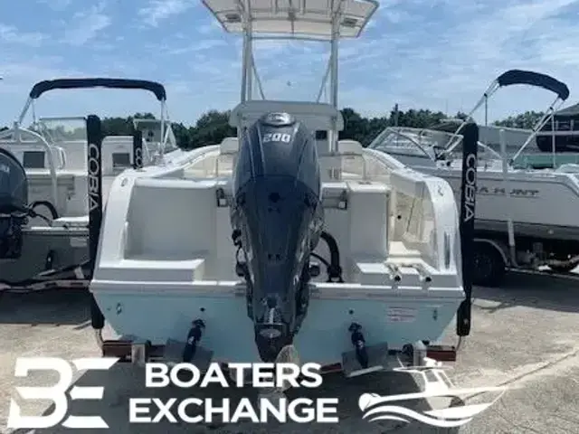 Cobia 220 Center Console