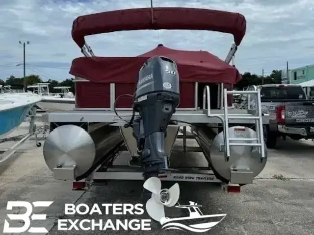 Bennington Pontoons 20SVL