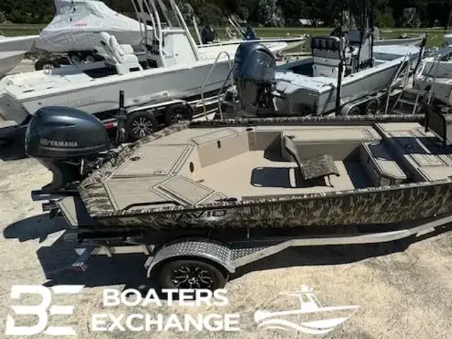 Avid Boats 18 Commander