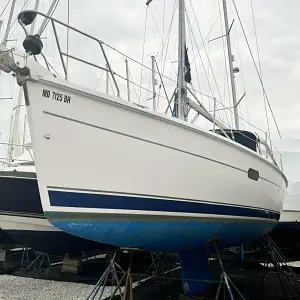 2003 Hunter 35