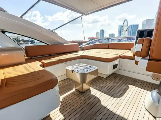 Azimut 72s